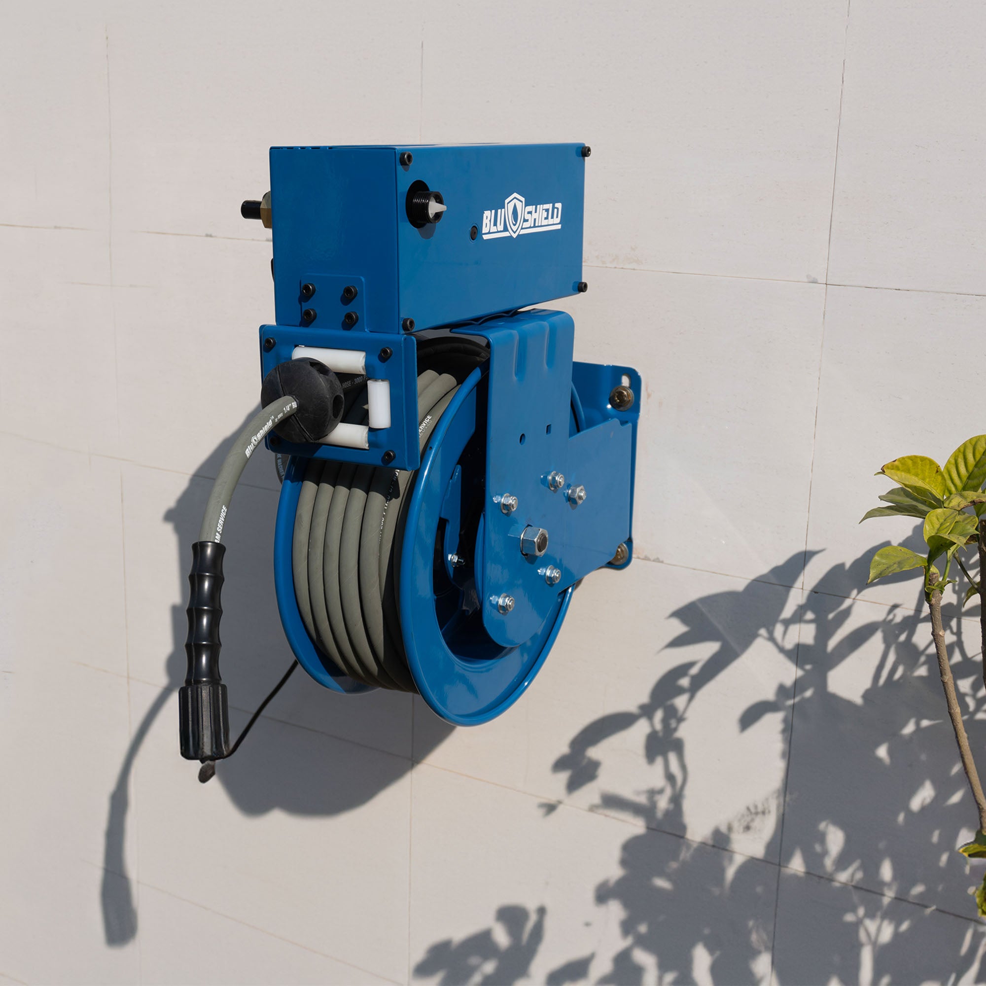 BluShield HumpBack Hose Reel with Built-in Pressure Washer